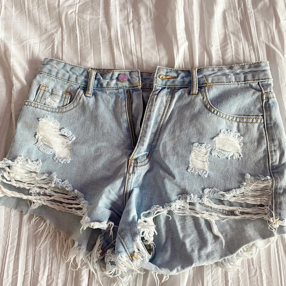 Ripped Mom shorts Size US 6